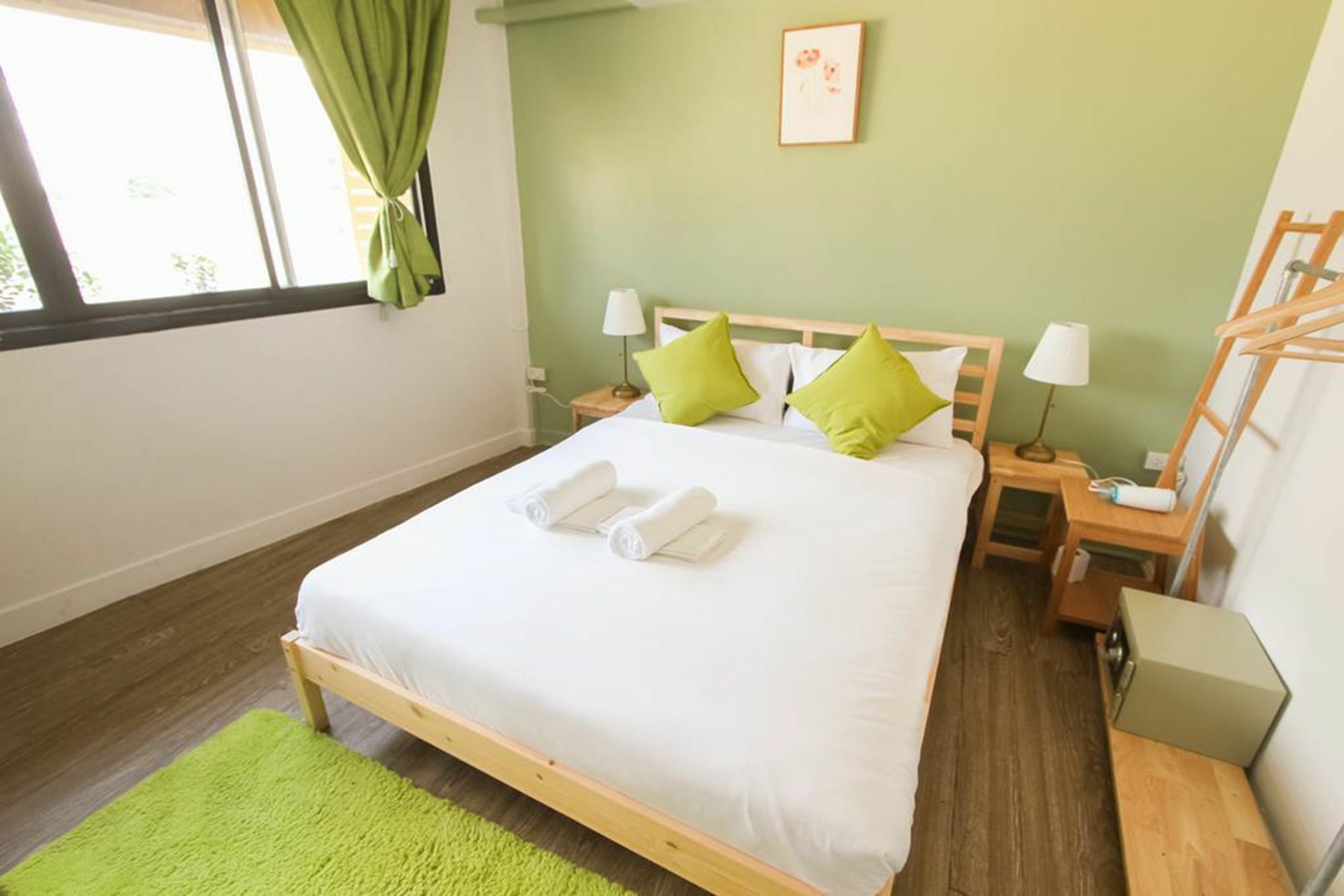 Folk Poshtel Silom Bed & Breakfast Банкок Екстериор снимка