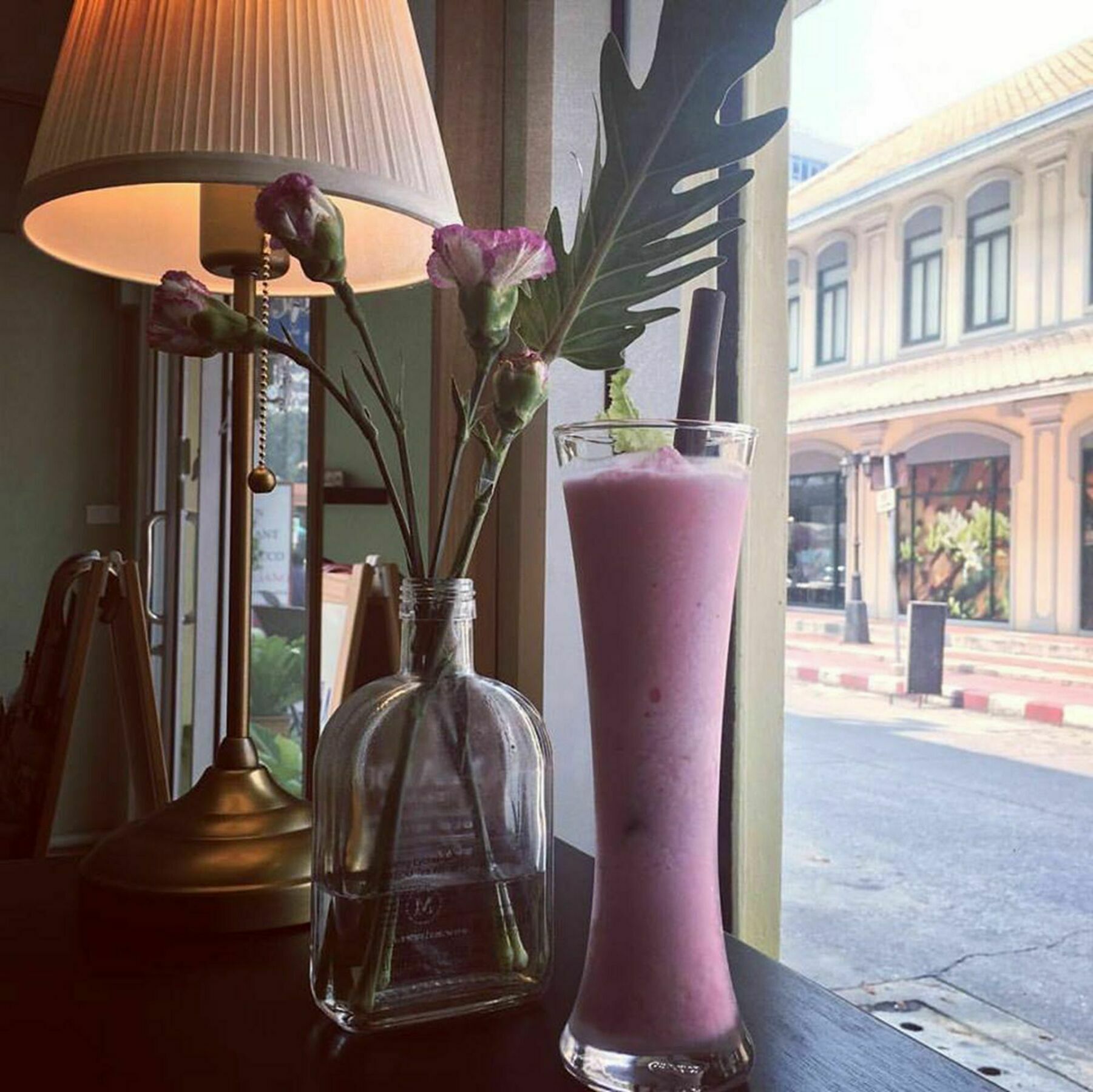 Folk Poshtel Silom Bed & Breakfast Банкок Екстериор снимка